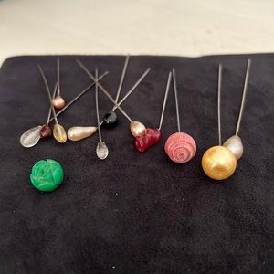 Lot Antique hat pins blown glass cabochan pearl ribbon celluloid
